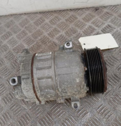 Compresseur clim RENAULT TRAFIC 2 Photo n°4