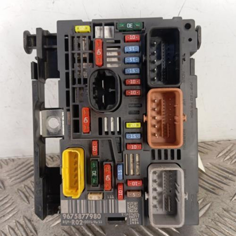 Boitier servitude moteur (BSM) PEUGEOT 407