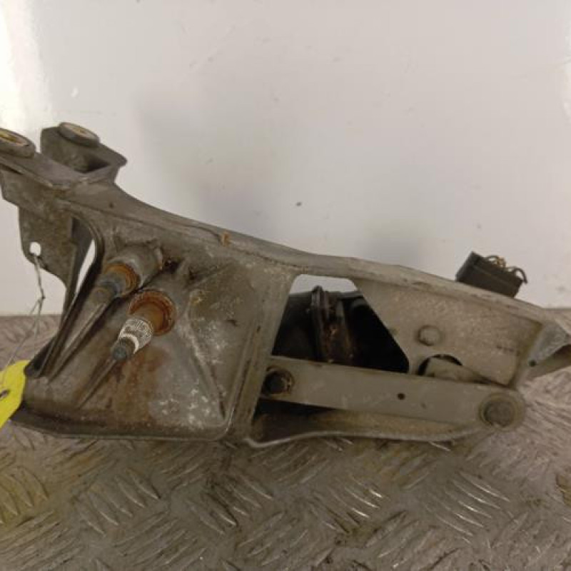Moteur essuie glace avant RENAULT TWINGO 1