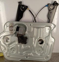 Leve vitre electrique avant droit NISSAN QASHQAI 1 Photo n°1