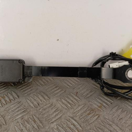 Attache ceinture avant gauche NISSAN PULSAR