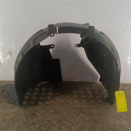 Pare boue avant gauche NISSAN PULSAR Photo n°1