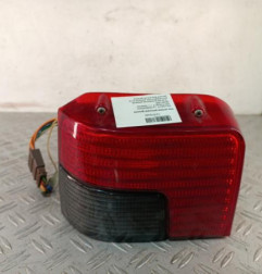 Feu arriere principal gauche (feux) PEUGEOT 205 Photo n°1
