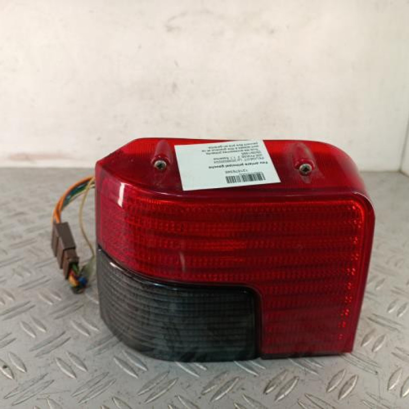 Feu arriere principal gauche (feux) PEUGEOT 205