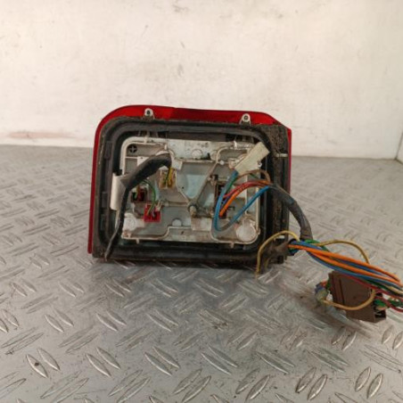 Feu arriere principal gauche (feux) PEUGEOT 205