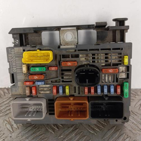 Boitier servitude moteur (BSM) PEUGEOT 3008 1 Photo n°1