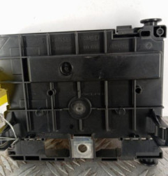 Boitier servitude moteur (BSM) PEUGEOT 3008 1