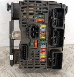 Boitier servitude moteur (BSM) PEUGEOT 407 Photo n°1