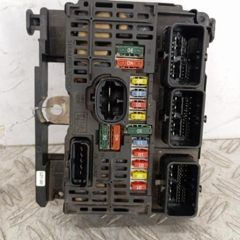 Boitier servitude moteur (BSM) PEUGEOT 407