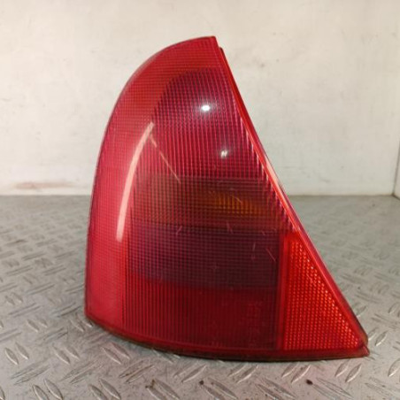 Feu arriere principal gauche (feux) RENAULT CLIO 2 Photo n°1