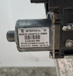 Leve vitre electrique avant droit PEUGEOT 2008 1 Photo n°4