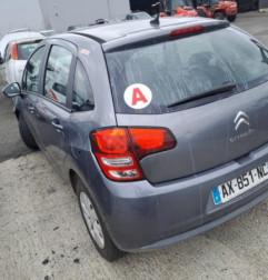 Leve vitre electrique avant gauche CITROEN C3 2 Photo n°7