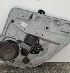 Leve vitre electrique arriere droit VOLKSWAGEN GOLF 4 Photo n°1