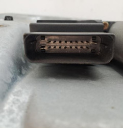 Leve vitre electrique arriere droit VOLKSWAGEN GOLF 4 Photo n°3