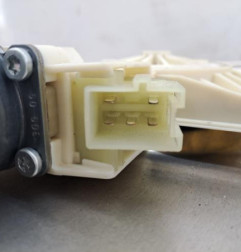 Leve vitre electrique arriere gauche MERCEDES CLASSE GLK 204 Photo n°3