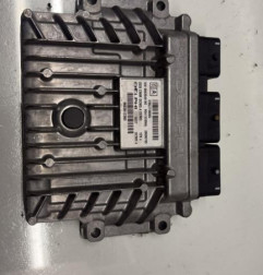 Calculateur moteur PEUGEOT 407 Photo n°1