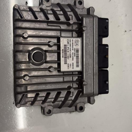 Calculateur moteur PEUGEOT 407 Photo n°1