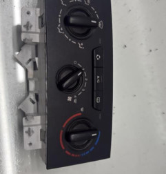 Commande chauffage CITROEN JUMPY 2 Photo n°1
