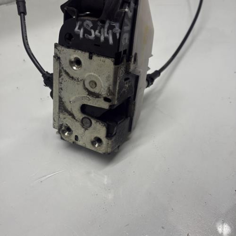 Serrure avant gauche RENAULT CLIO 2