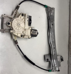 Leve vitre electrique arriere gauche PEUGEOT 407 Photo n°1