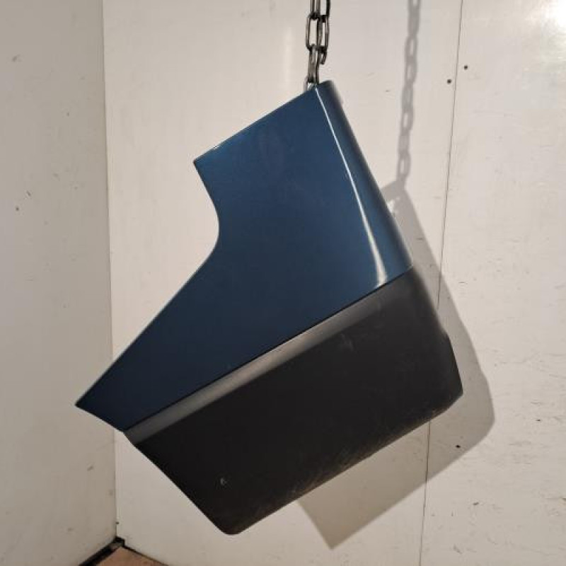 Crosse arriere gauche RENAULT TRAFIC 3