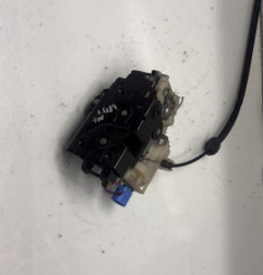 Serrure arriere gauche VOLKSWAGEN POLO 4 Photo n°1