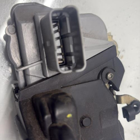 Serrure avant gauche PEUGEOT 307