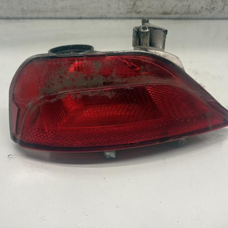 Anti brouillard arriere droit RENAULT MEGANE 4