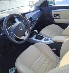 Porte avant gauche RENAULT LAGUNA 3 Photo n°9