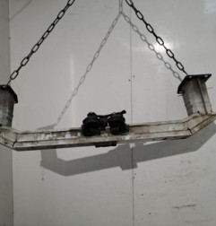 Renfort pare choc avant (traverse) LAND ROVER FREELANDER 2