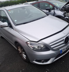 Renfort pare choc avant (traverse) MERCEDES CLASSE B 246 Photo n°5