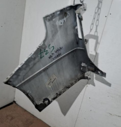 Crosse arriere droit OPEL VIVARO 2