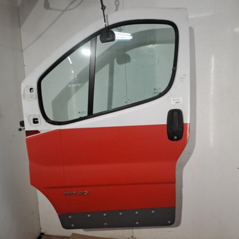 Porte avant gauche RENAULT TRAFIC 2