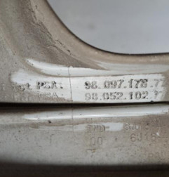 Enjoliveur PEUGEOT 208 1 Photo n°4