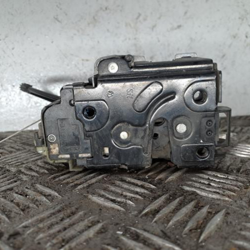 Serrure avant droit SEAT IBIZA 3