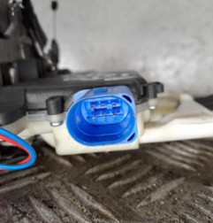 Serrure arriere droit SEAT CORDOBA 2