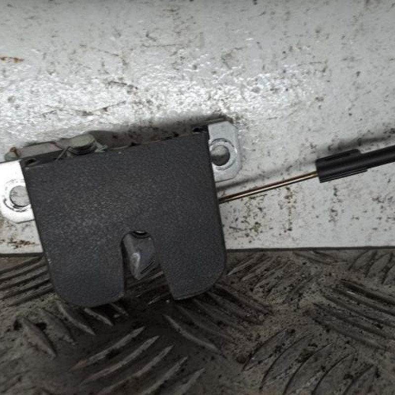 Serrure de hayon SEAT IBIZA 3