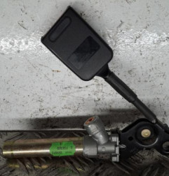 Attache ceinture avant gauche PEUGEOT 106