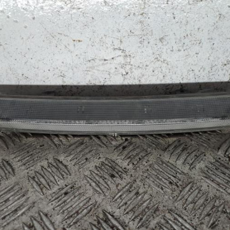 Feu arriere stop central PEUGEOT 3008 1 Photo n°1