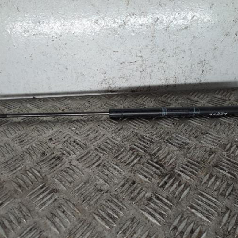 Verin de coffre SEAT MARBELLA