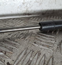 Verin de coffre SEAT MARBELLA Photo n°3