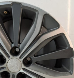 Jante PEUGEOT 4008 Photo n°3
