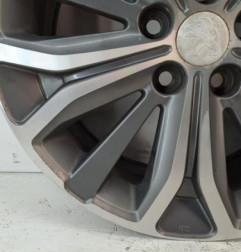 Jante PEUGEOT 4008 Photo n°4