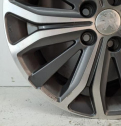 Jante PEUGEOT 4008 Photo n°3