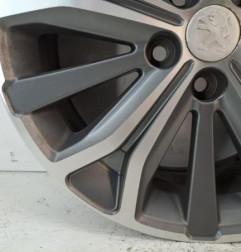 Jante PEUGEOT 4008 Photo n°3