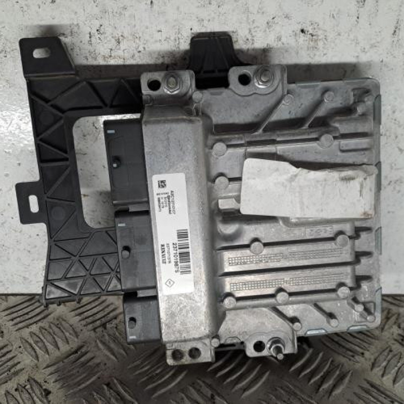 Calculateur moteur RENAULT MEGANE 4