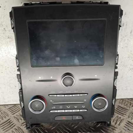 Ecran GPS RENAULT MEGANE 4 Photo n°1