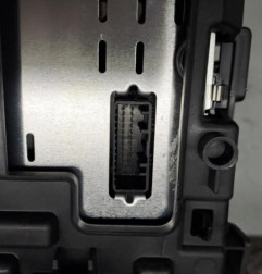 Ecran GPS RENAULT MEGANE 4 Photo n°4