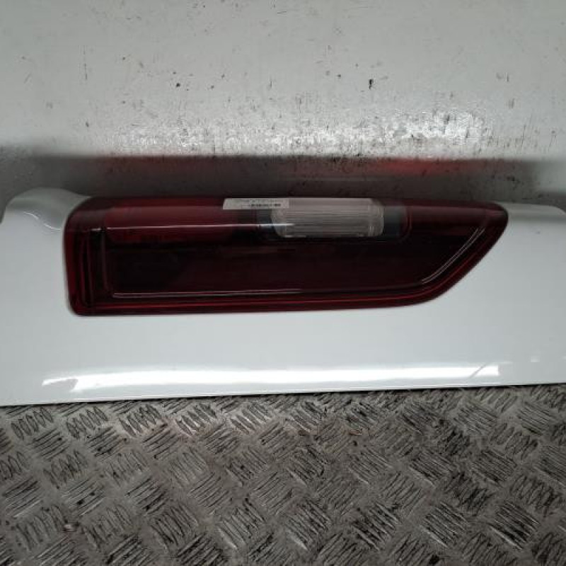 Feu arriere principal droit (feux) OPEL VIVARO 2