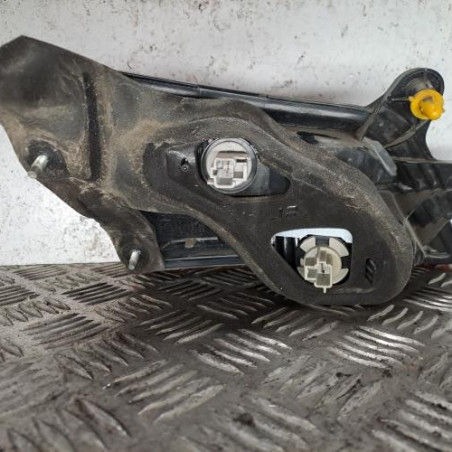 Feu arriere secondaire droit (feux) SUBARU OUTBACK 3